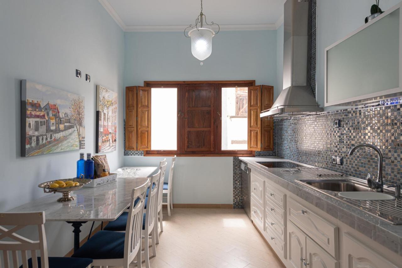 Homeforguest New Duplex With Rooftop Next To Arucas Cathedral Zewnętrze zdjęcie
